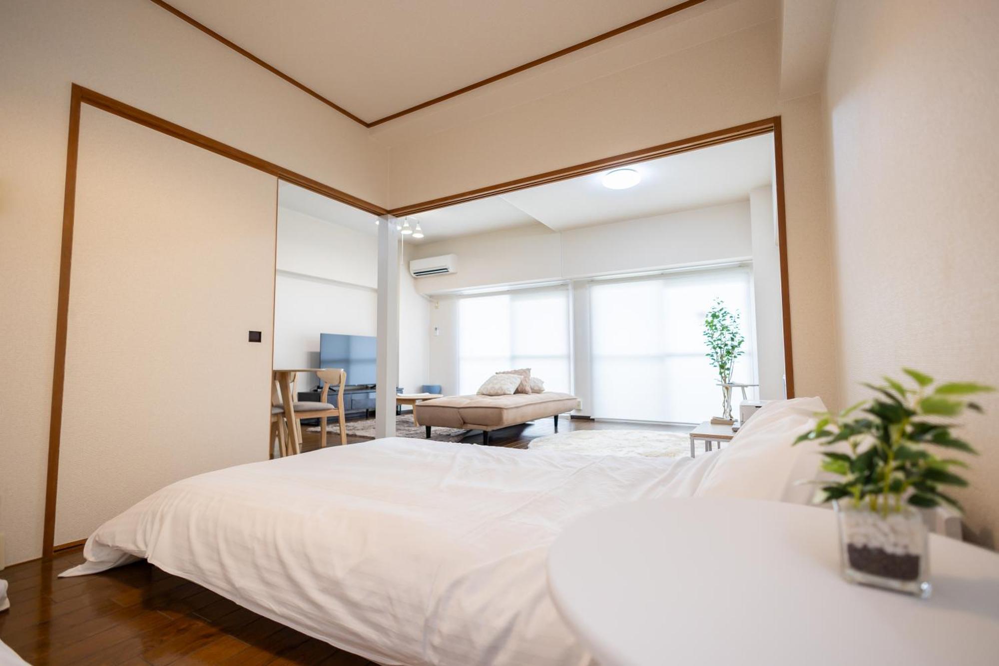 River West Apartment